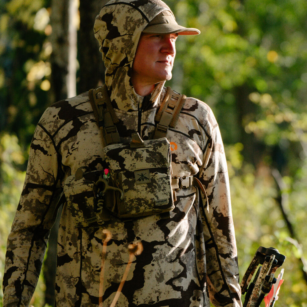 Outdoor Camo Hoodie with Multiple Pockets Hunting Clothes for