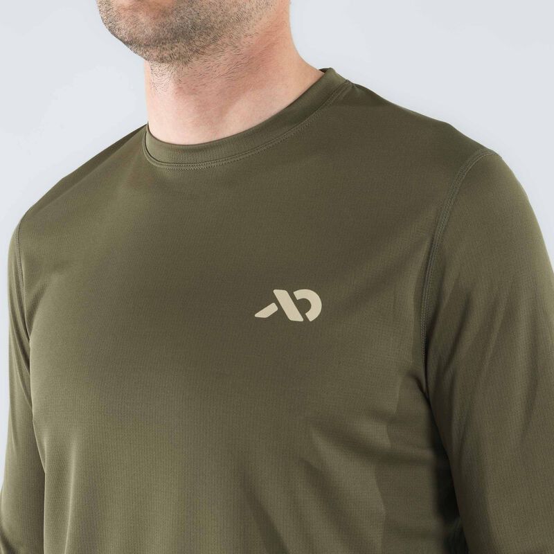 Men's Yuma Synthetic Long Sleeve Crew image number 3